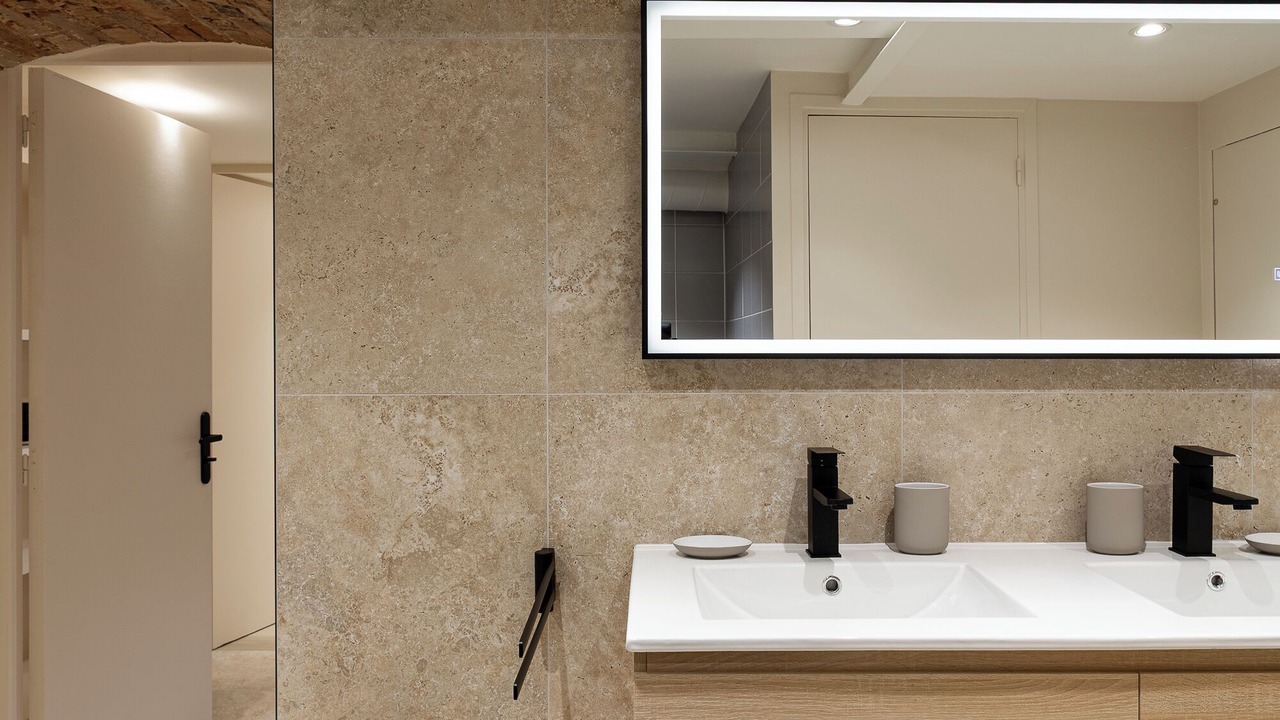 Photo of Bathroom in Charonne
