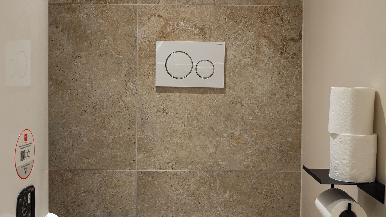 Photo of Bathroom in Charonne
