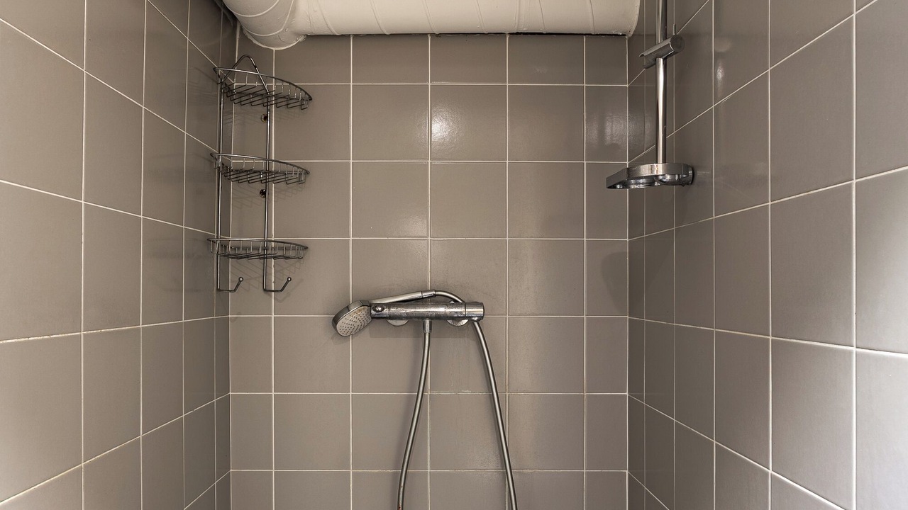 Photo of Bathroom in Charonne
