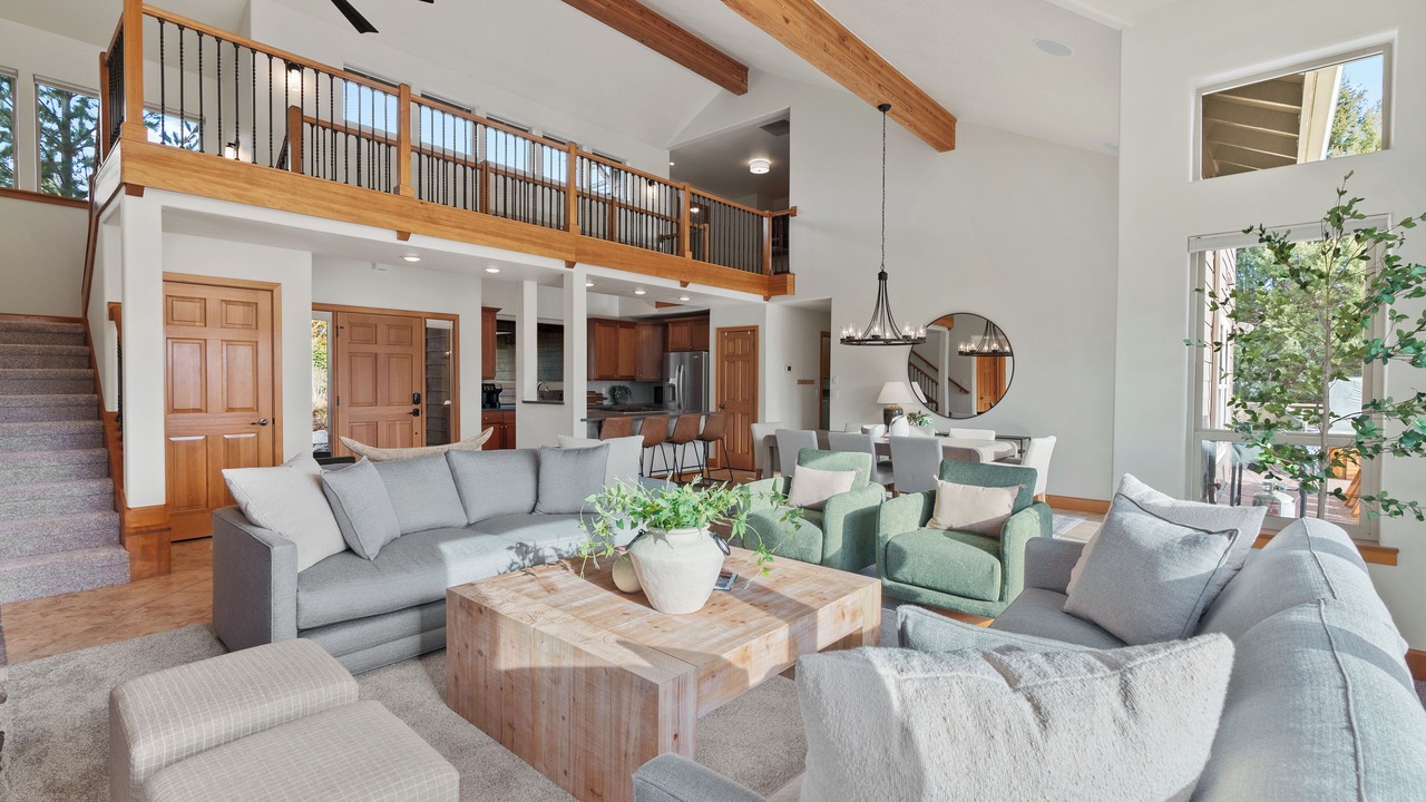 Photo of Livingroom in Redmond