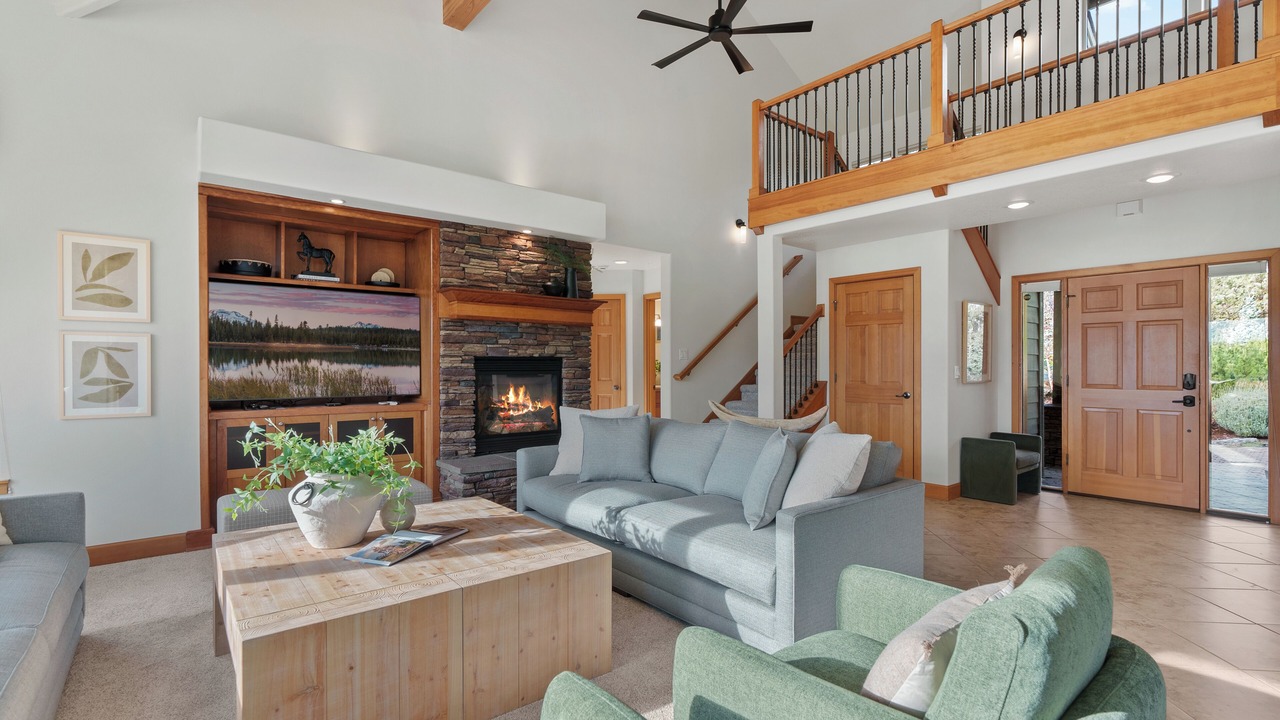 Photo of Livingroom in Redmond
