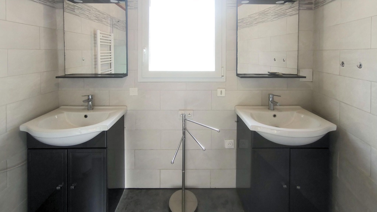 Photo of Bathroom in LʼAiguillon-sur-Mer