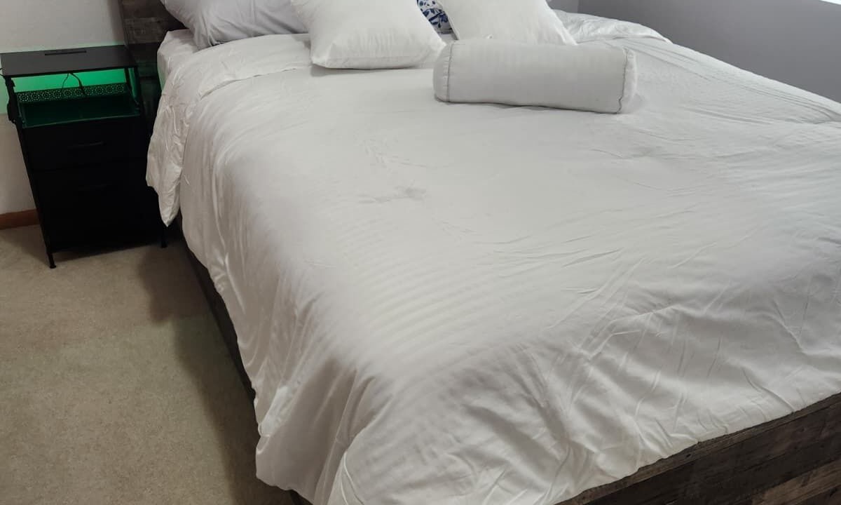 Photo of Bedroom in Pleasant Hill