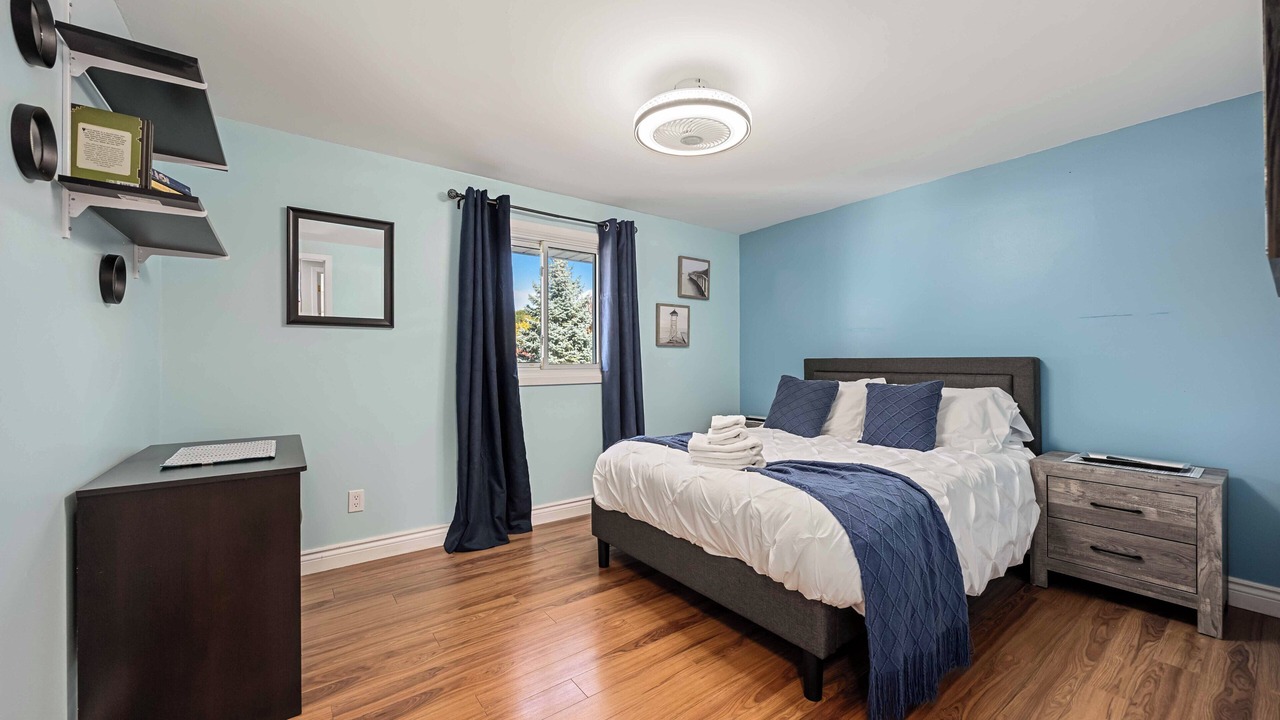 Photo of Bedroom in Sarnia
