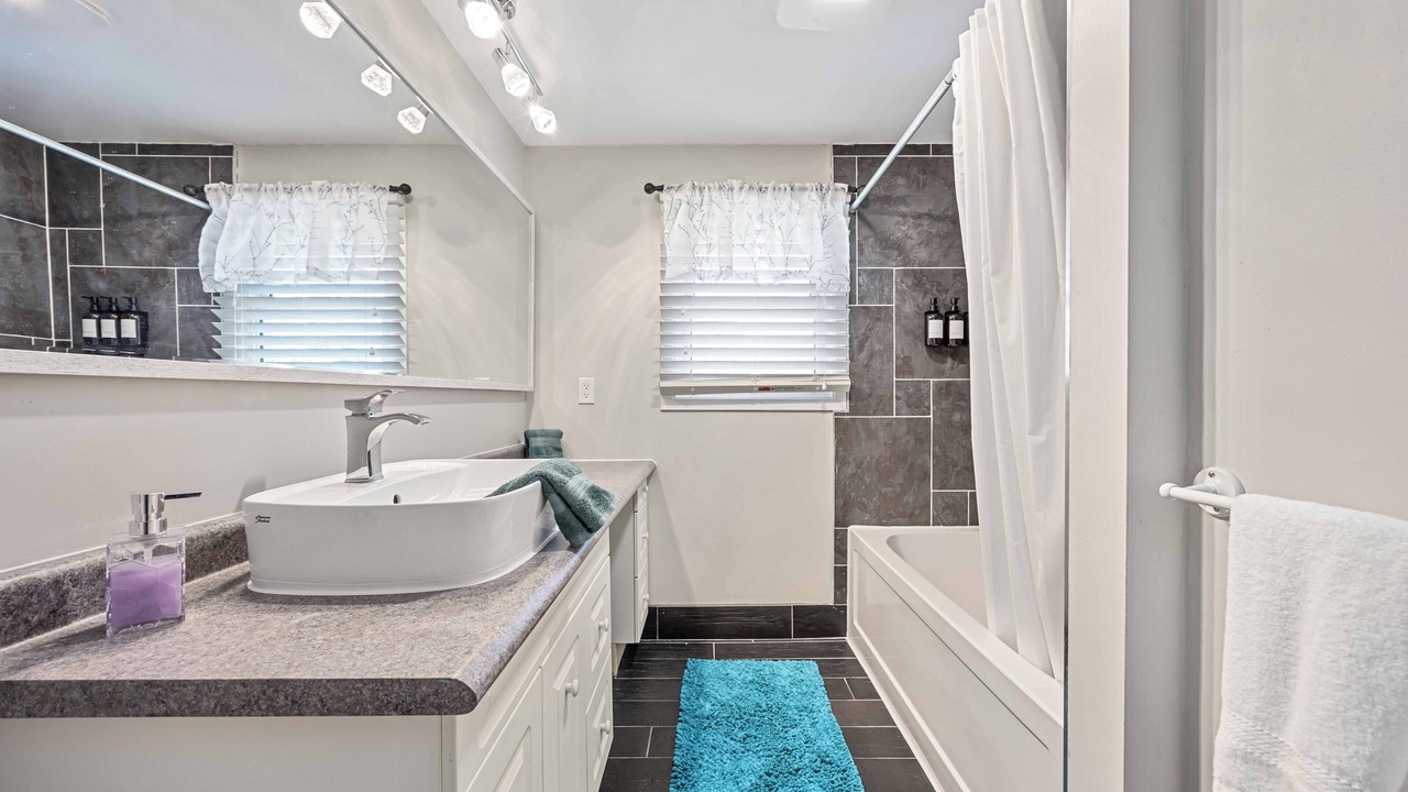 Photo of Bathroom in Sarnia