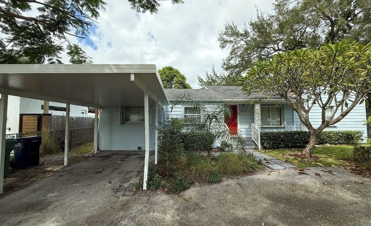 Photo of Outdoor in South Miami