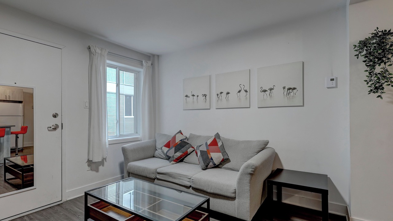 Photo of Livingroom in Saint Henri