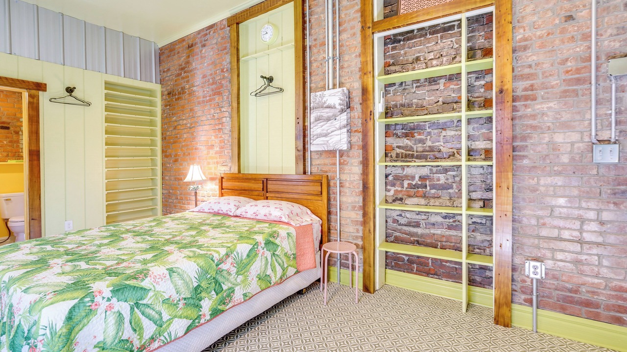 Photo of Bedroom in Smoketown Jackson
