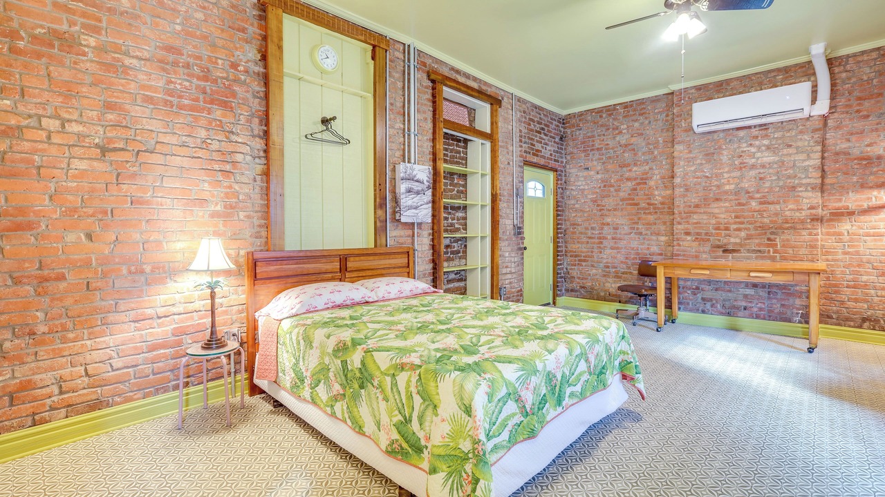 Photo of Bedroom in Smoketown Jackson