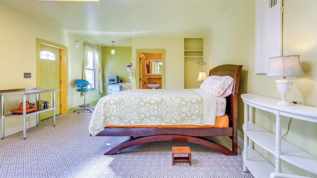 Photo of Bedroom in Smoketown Jackson