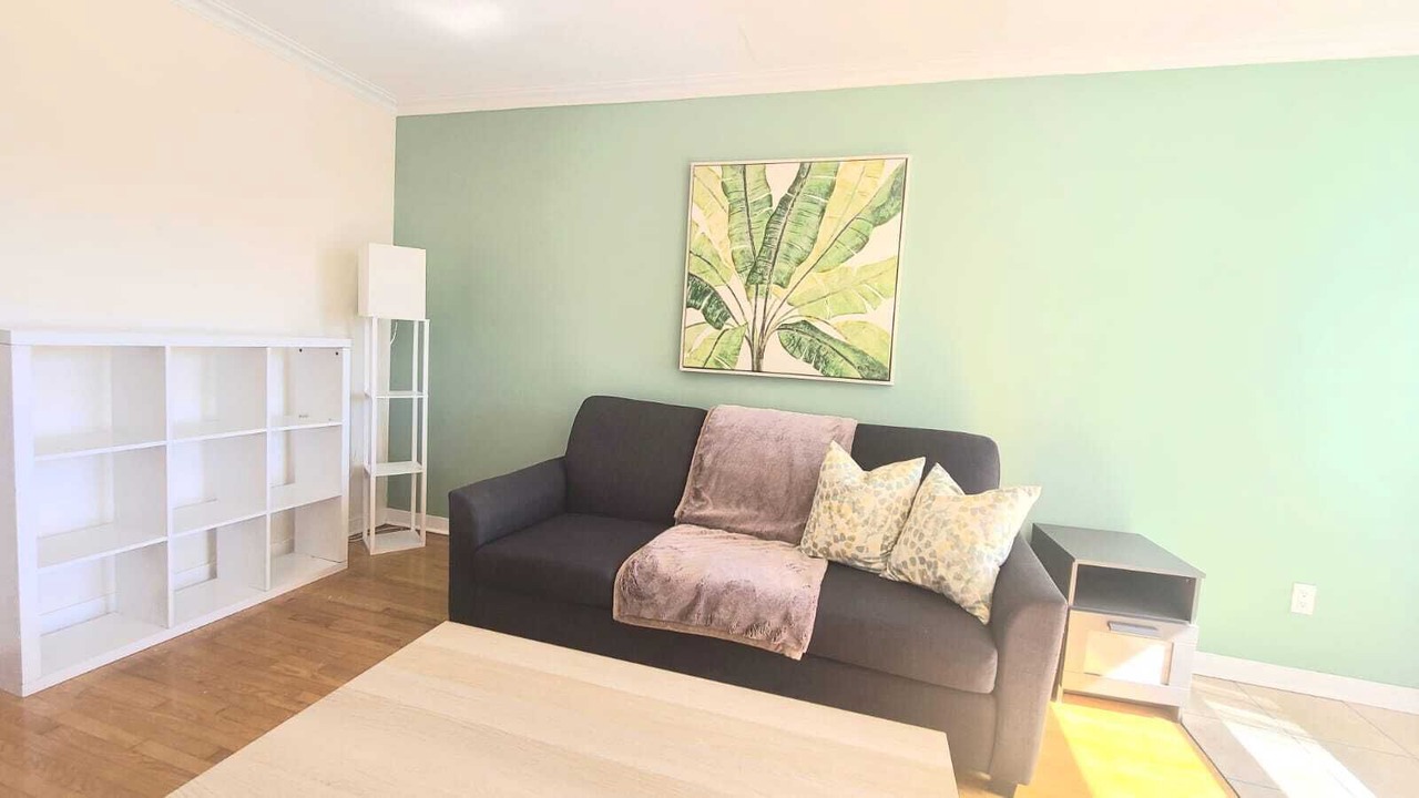 Photo of Livingroom in New Toronto