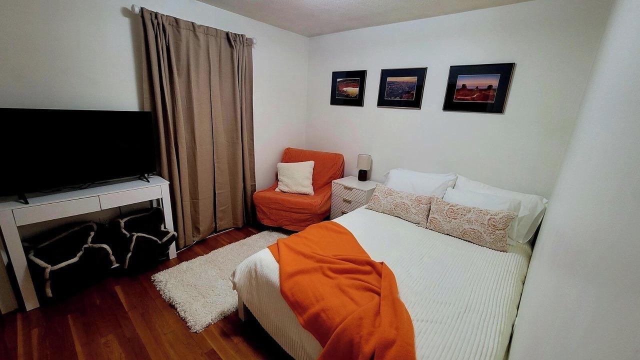 Photo of Bedroom in Belmont