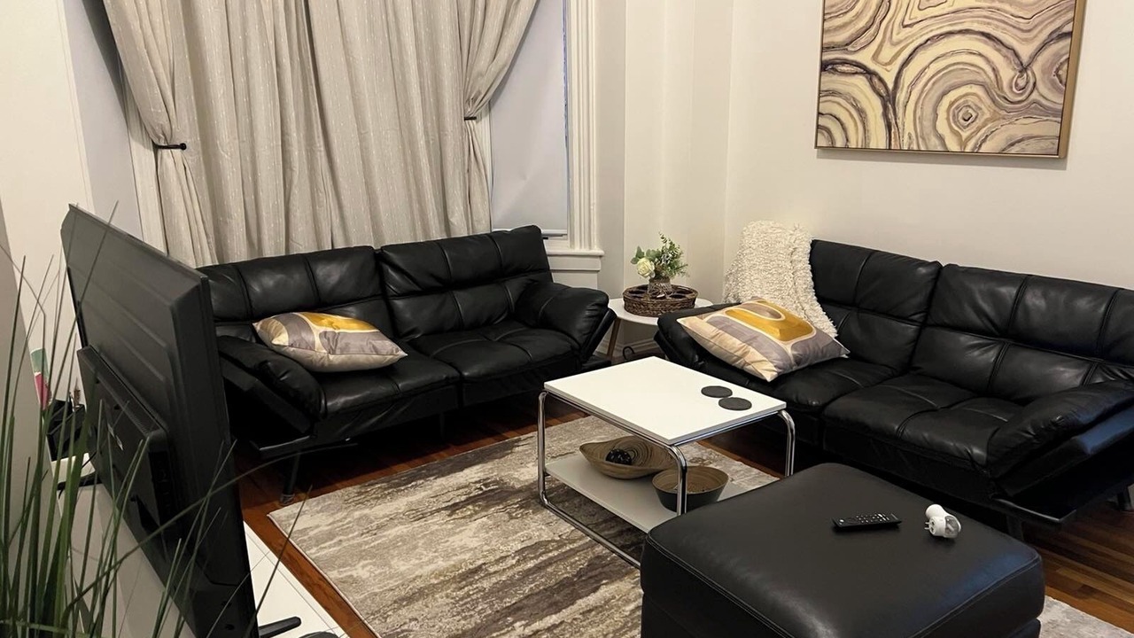 Photo of Livingroom in Belmont