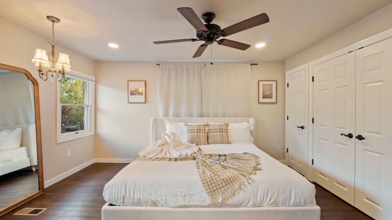 Photo of Bedroom in Fort Lewis