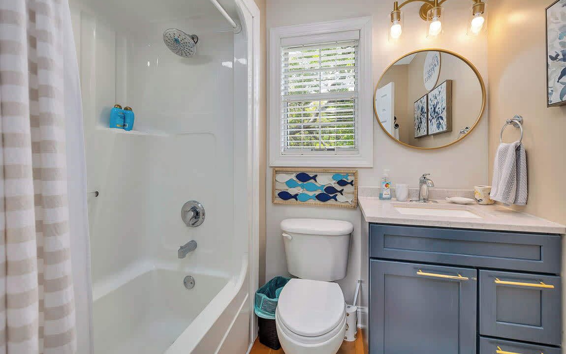 Photo of Bathroom in Saint Simons Heights
