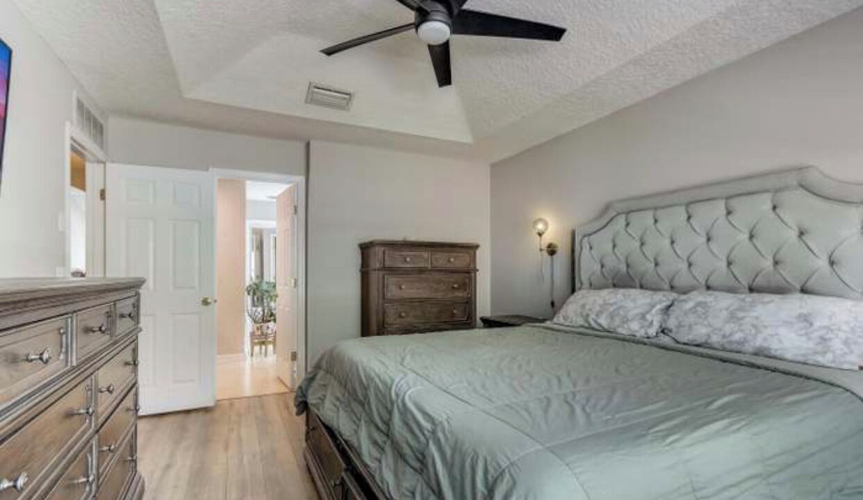 Photo of Bedroom in Westside