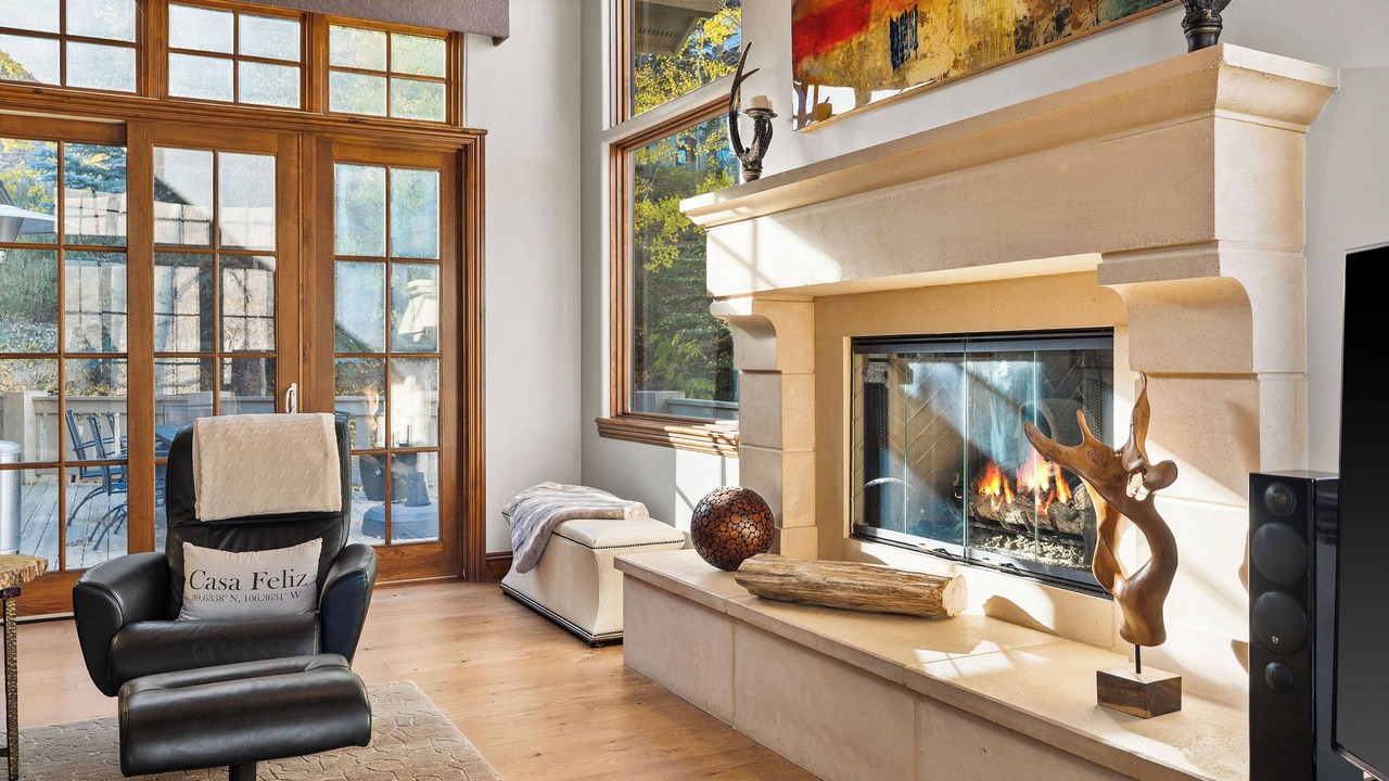 Photo of Livingroom in Highland Meadows