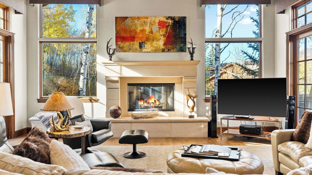 Photo of Livingroom in Highland Meadows