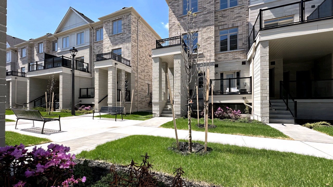 Photo of Outdoor in Pickering