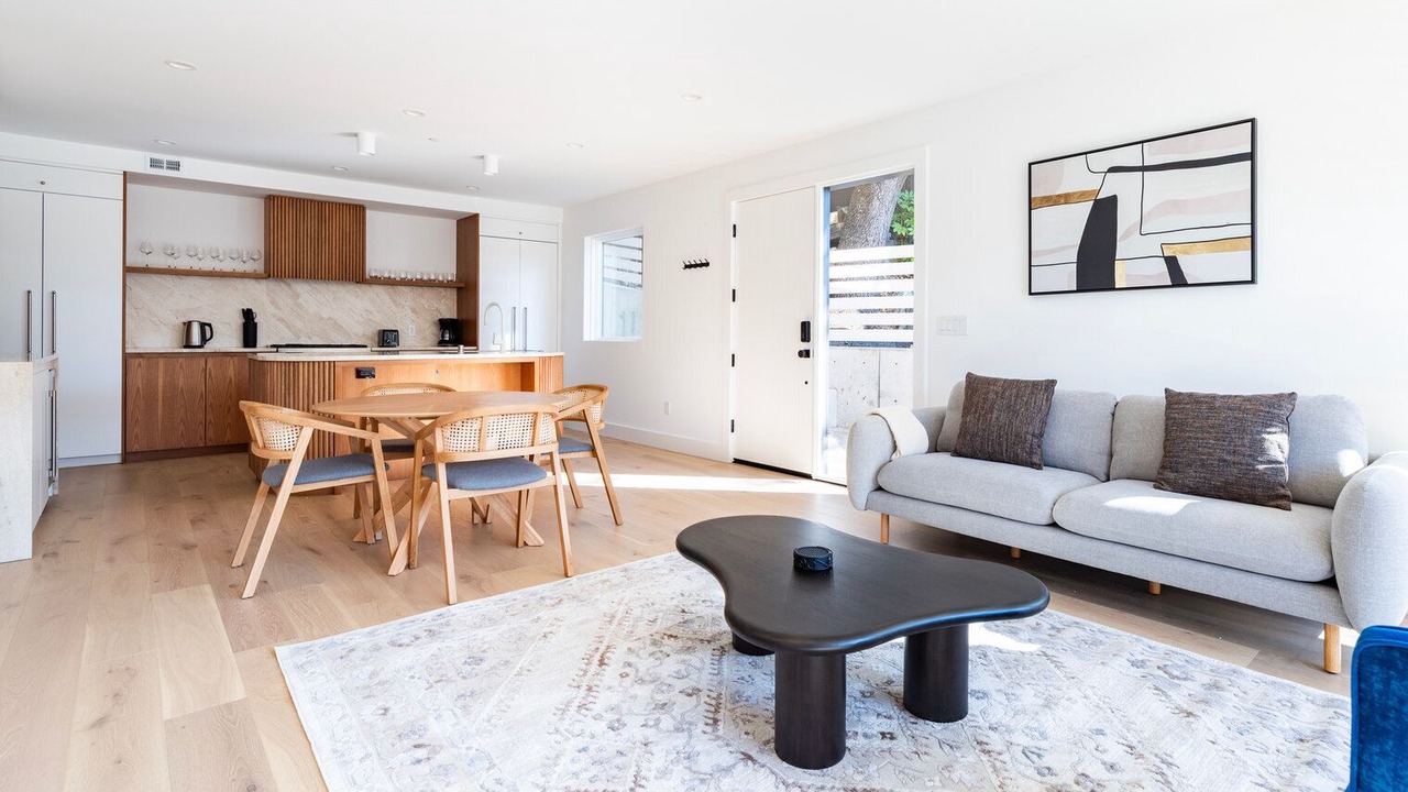 Photo of Livingroom in Lafayette