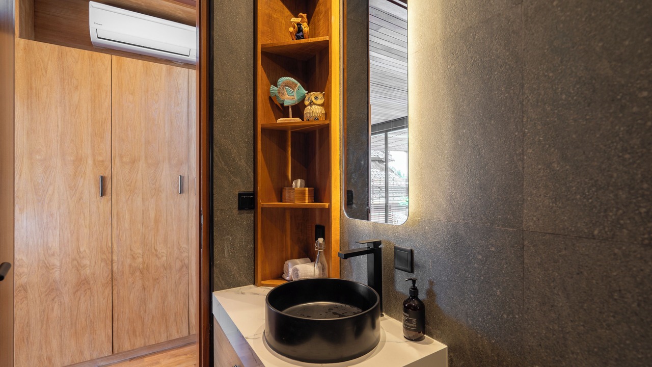 Photo of Bathroom in Nakula
