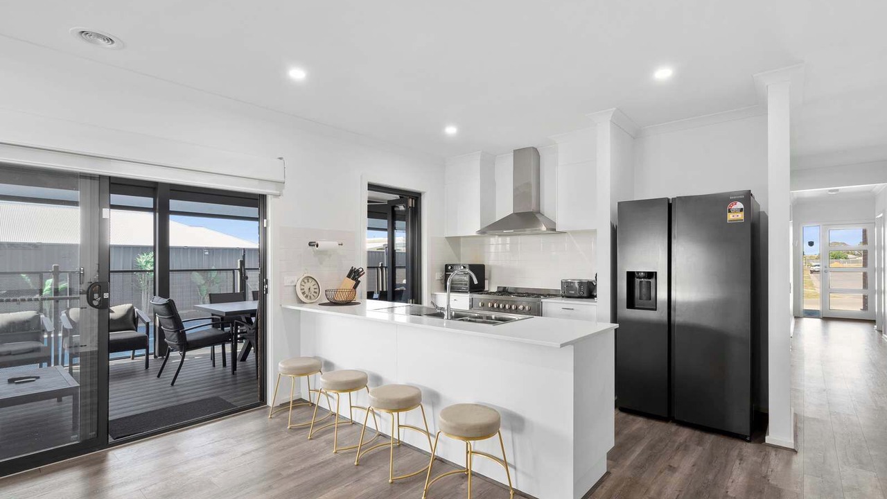 Photo of Kitchen in Yarrawonga