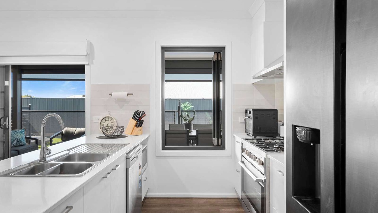 Photo of Kitchen in Yarrawonga