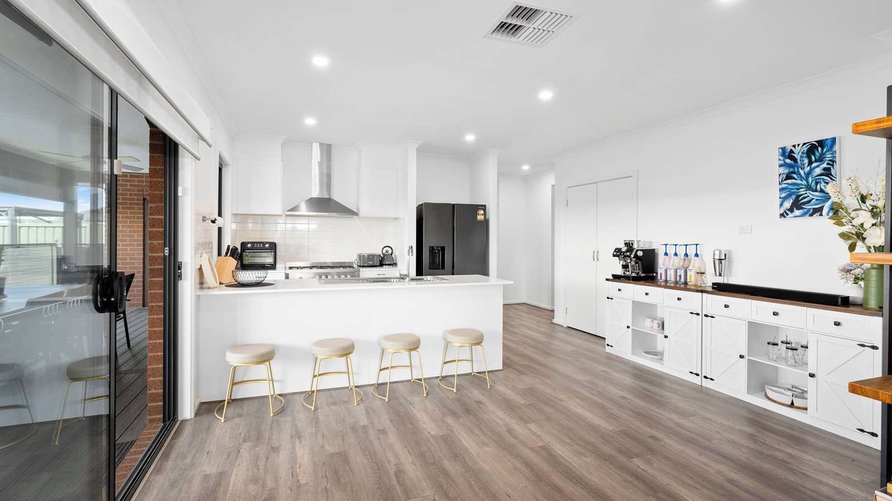 Photo of Kitchen in Yarrawonga