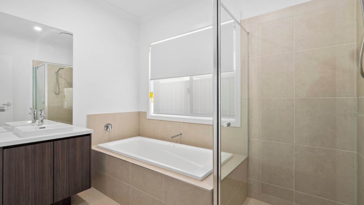 Photo of Bathroom in Yarrawonga