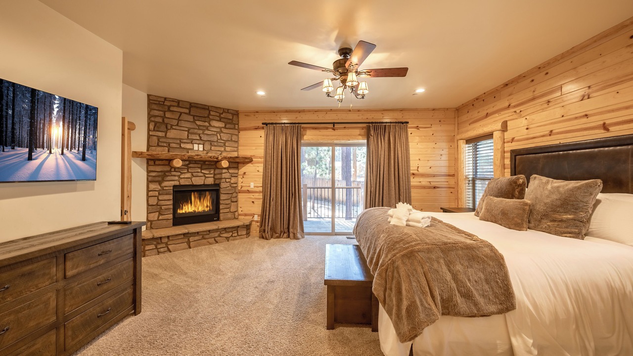 Photo of Bedroom in Summit Estates