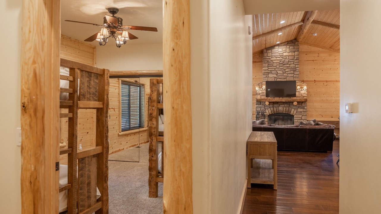 Photo of Bedroom in Summit Estates