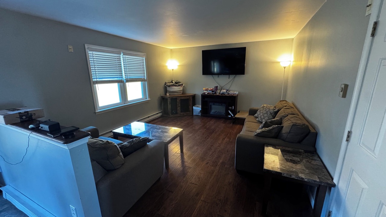 Photo of Livingroom in Montoursville