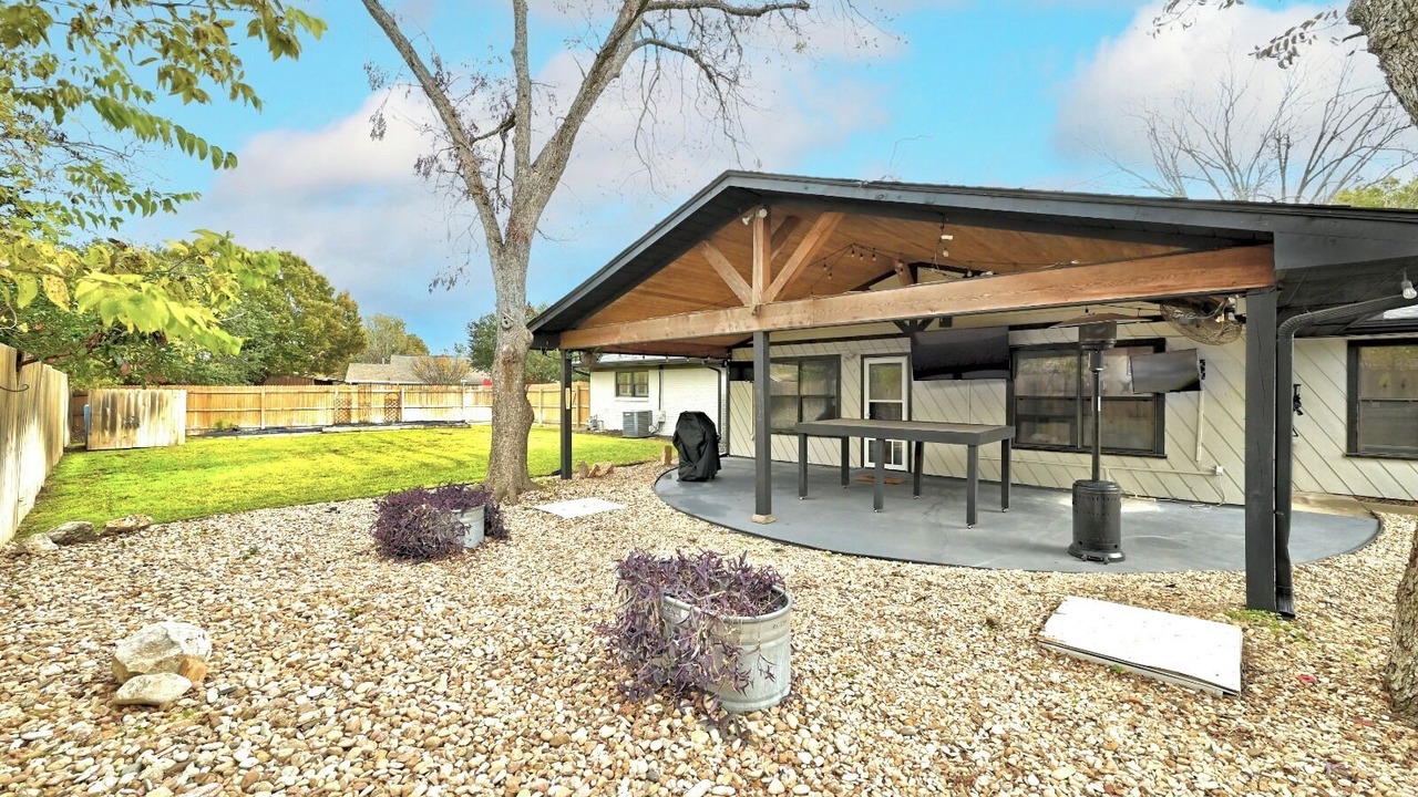 Photo of Patio Balcony in Lockhart