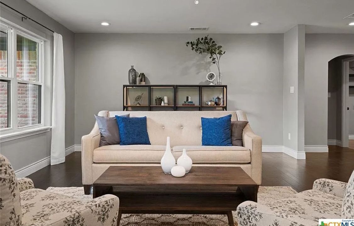 Photo of Livingroom in Lockhart