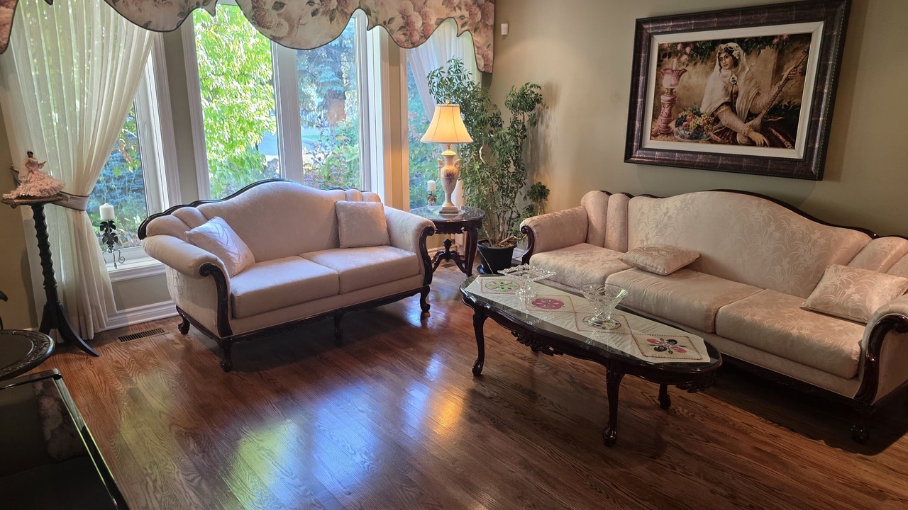 Photo of Livingroom in Kirkland