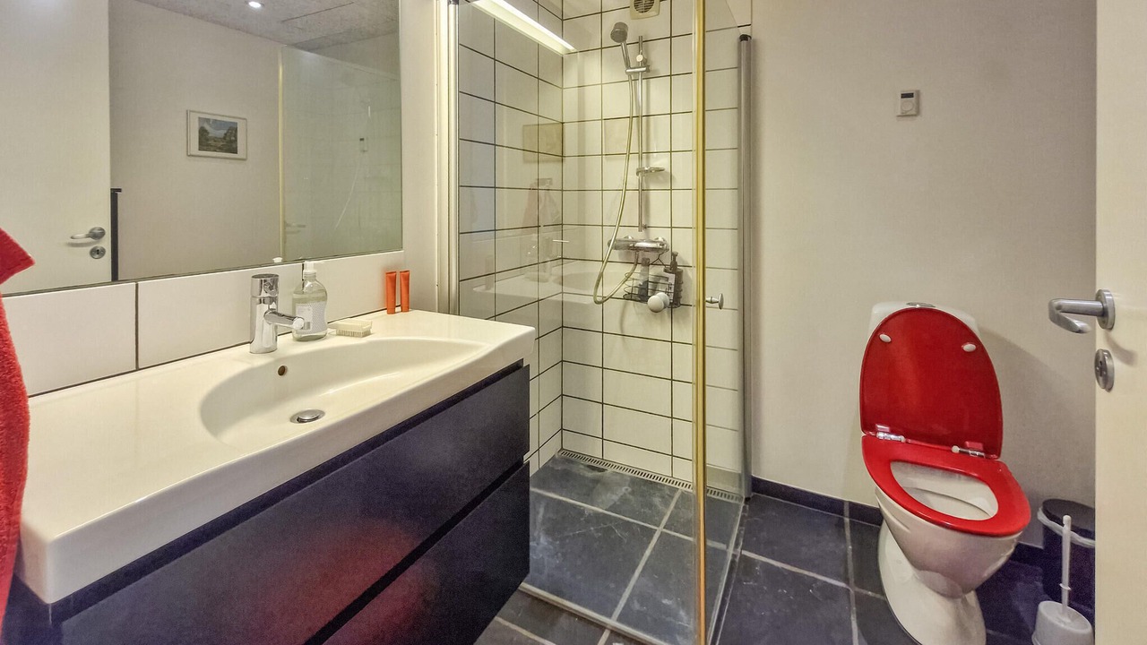 Photo of Bathroom in Sunds