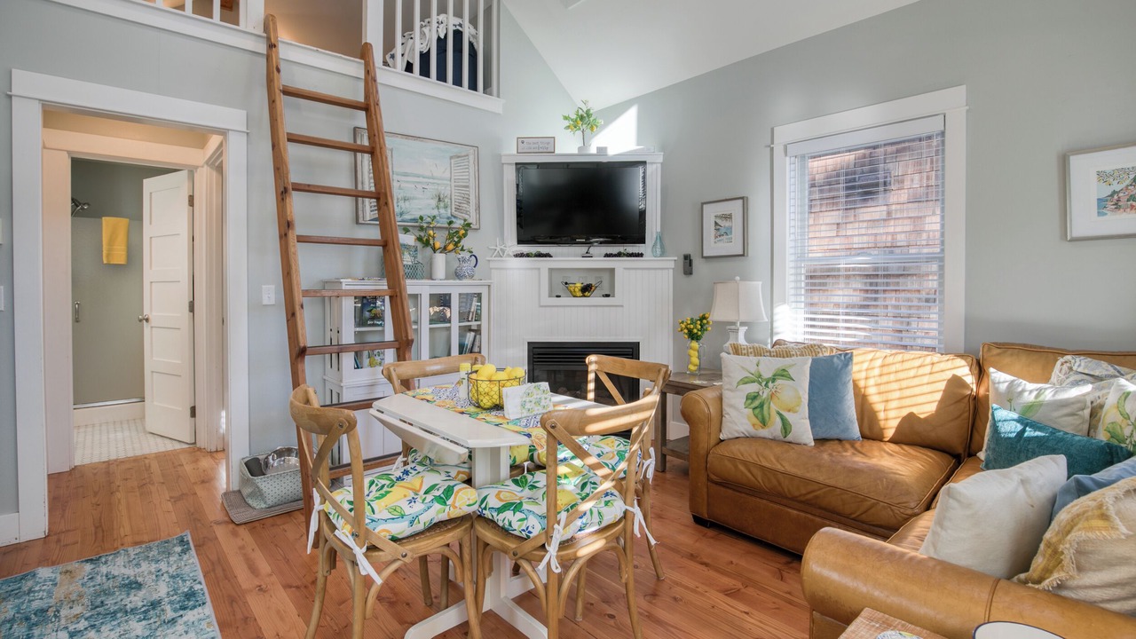 Photo of Bedroom in Seabrook