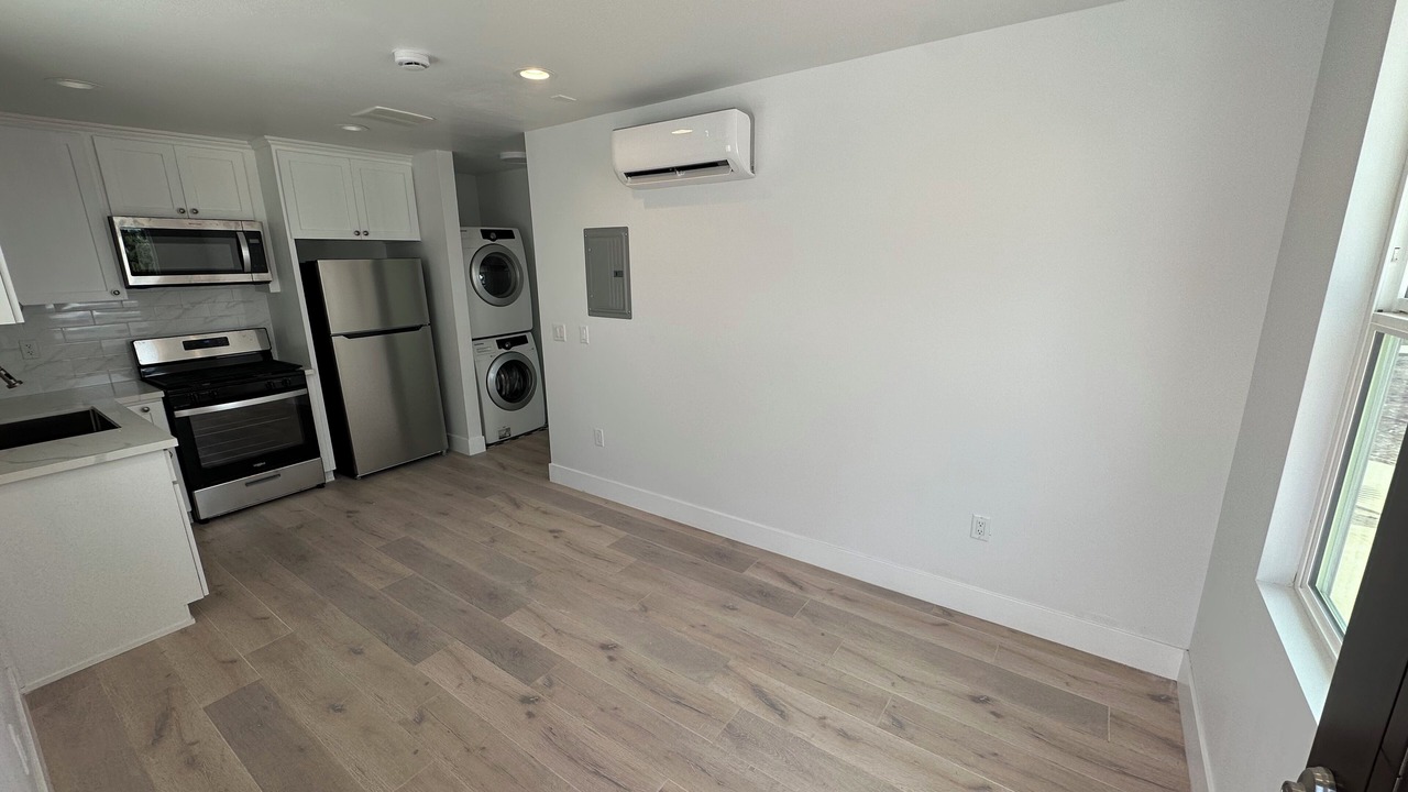 Photo of Kitchen in Canoga Park