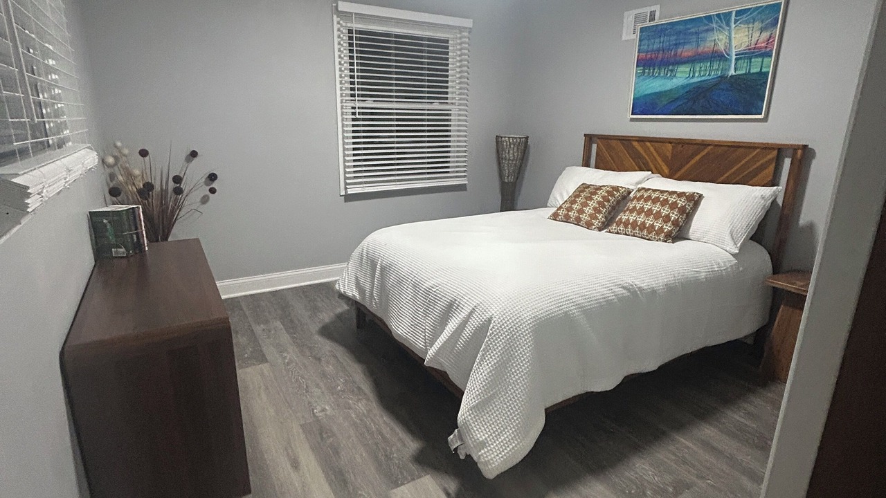 Photo of Bedroom in Williams Bay