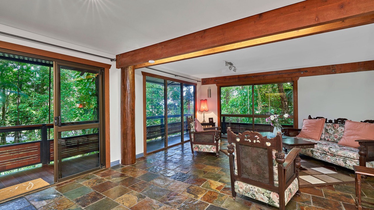 Photo of Livingroom in Cairns