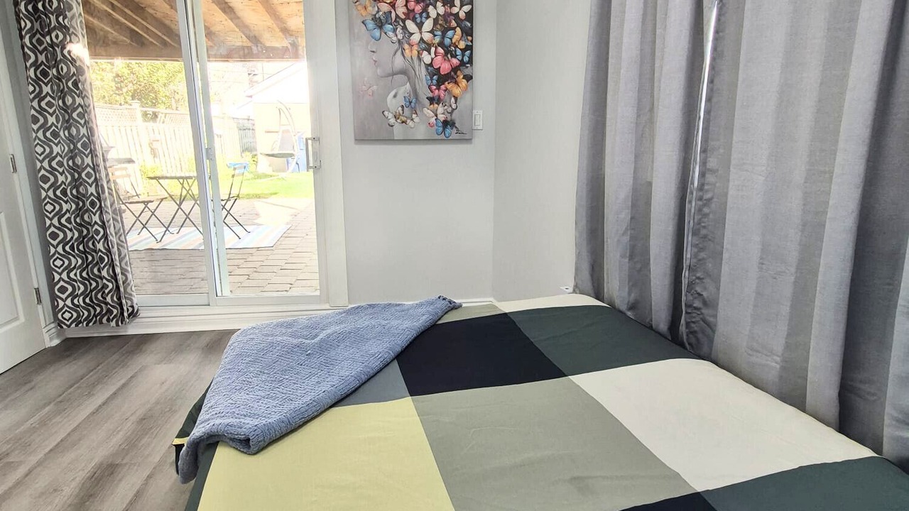 Photo of Bedroom in Rockcliffe - Smythe