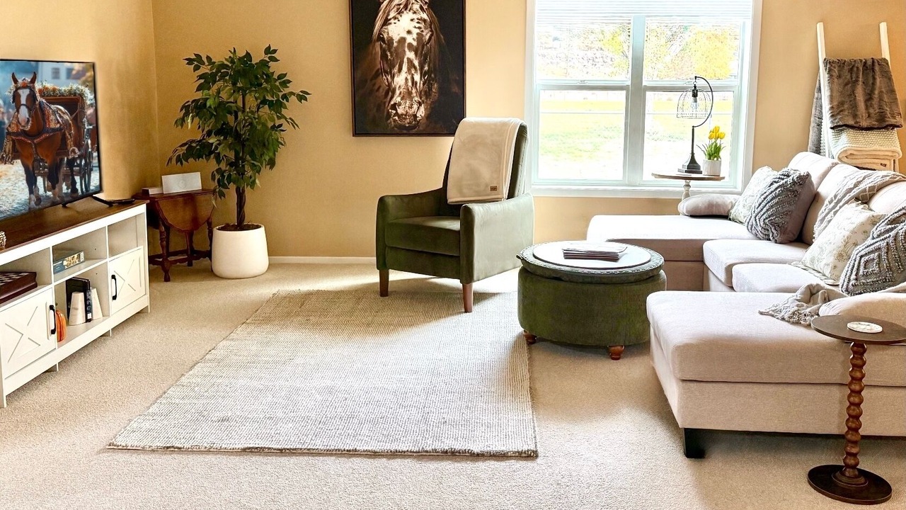 Photo of Livingroom in Redmond