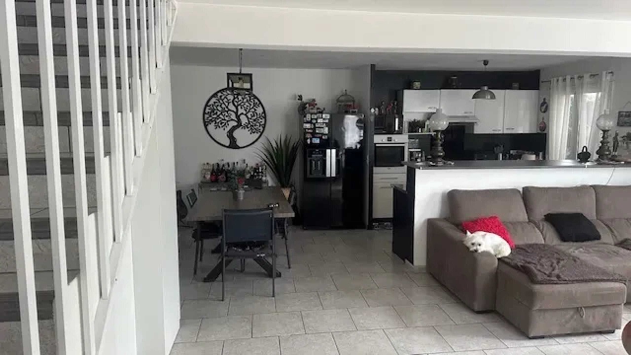 Photo of Others in Claira