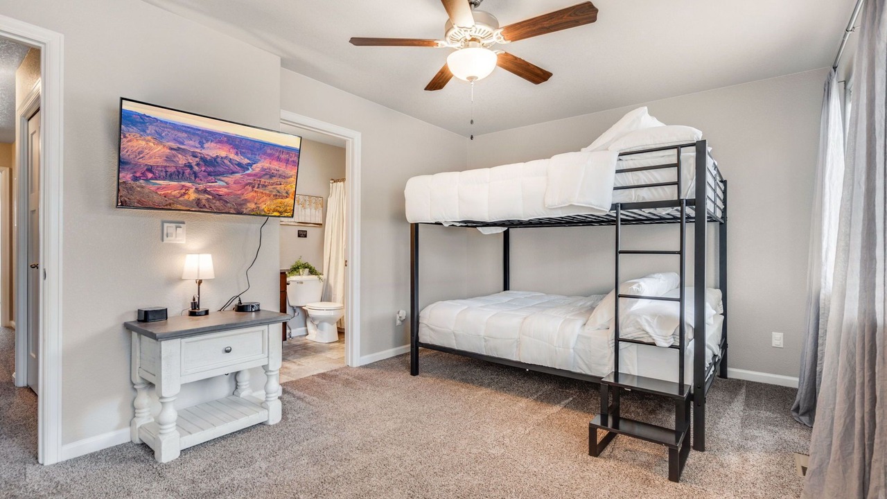 Photo of Bedroom in Cheyenne