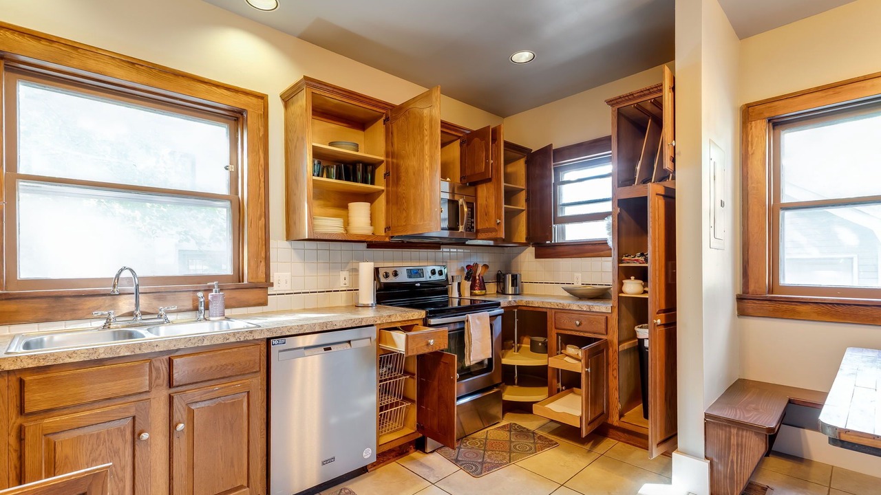 Photo of Kitchen in College Hill