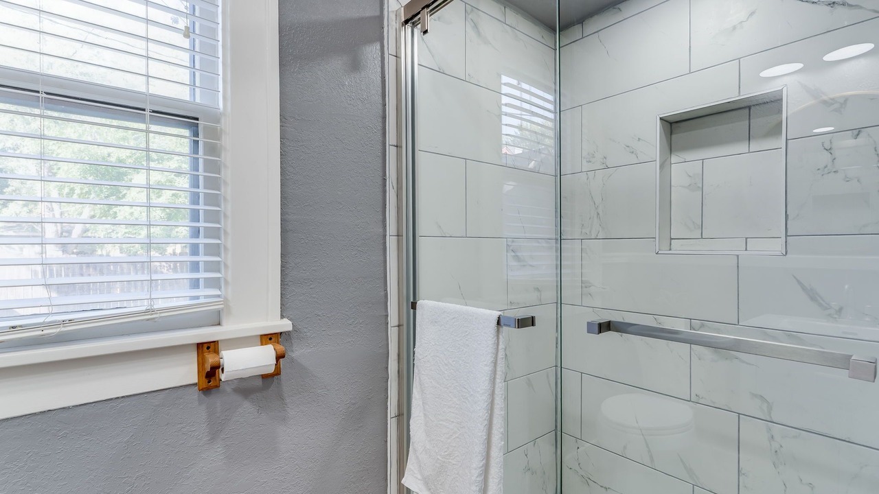 Photo of Bathroom in College Hill