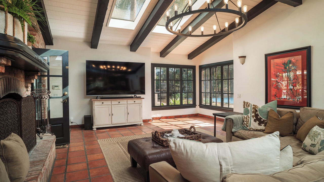 Photo of Livingroom in Rancho Santa Fe