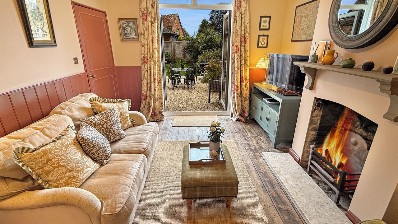 Photo of Livingroom in Woolbeding