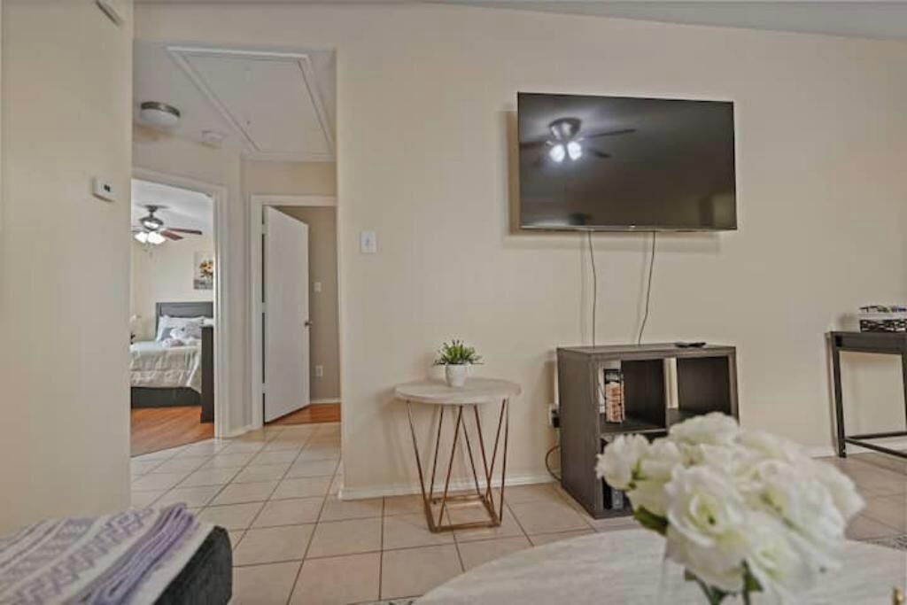 Photo of Bedroom in Humble