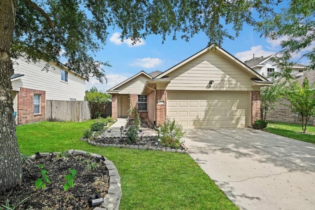 Photo of Outdoor in Humble